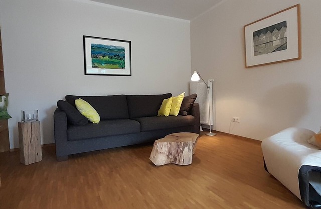 Luxurious vacation apartment (2 rooms; 70 sqm) with terrace and garden