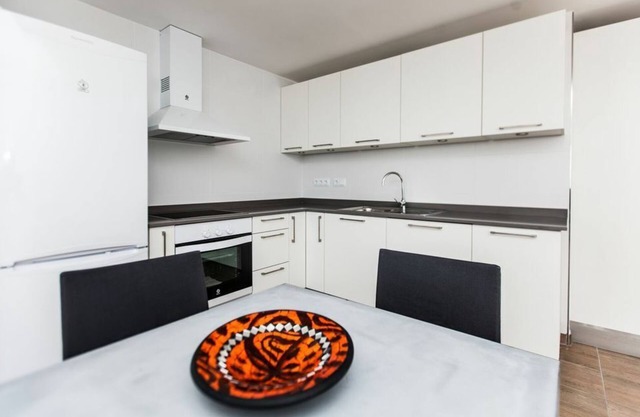 LUXURY 1 Bed Apt close to Ibiza Town & the beach! with swimming pool & terrace