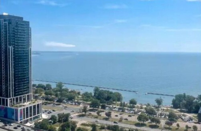 Luxury 1 Bedroom Condo