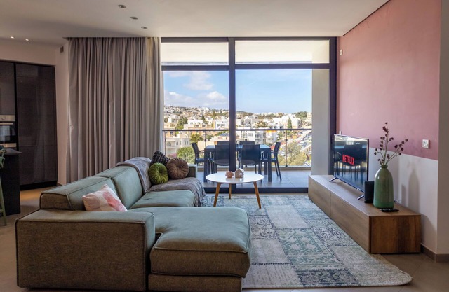 Luxury 2-bedroom apartment in St Julians