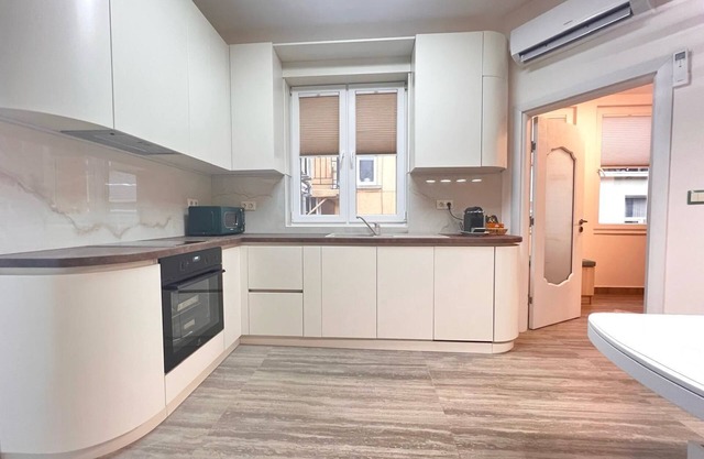 Luxury 2-Bedroom Residence in the Heart of Varna!