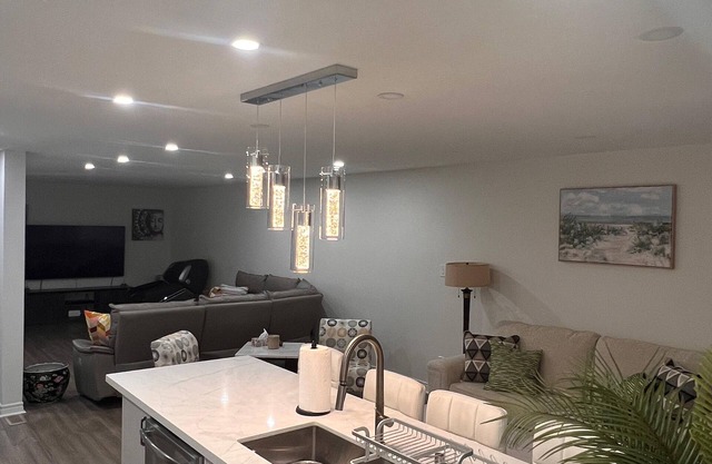 Luxury 3-Bedroom, 2 story house at the border of Vaughan and Toronto