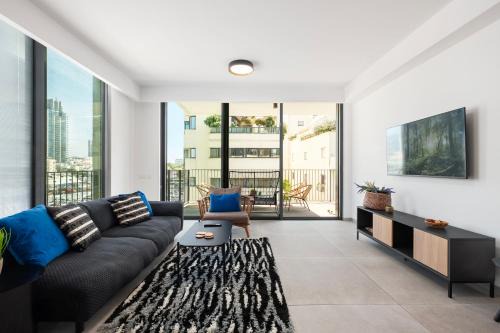 Luxury 3BR Sea View and Pool