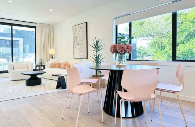 Luxury 4B Townhouse in Greenlane - ASB Showgrounds