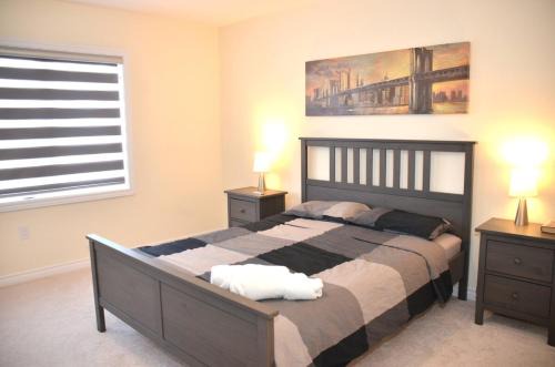 Luxury 4BR Family Retreat in Thorold, Just 10 Mins from Niagara Falls & Wineries Free Parking