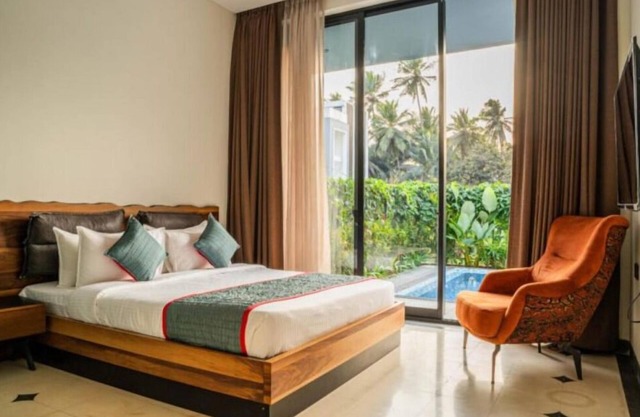 Luxury 5 BHK Villa in North Goa With Private Pool & Jacuzzi
