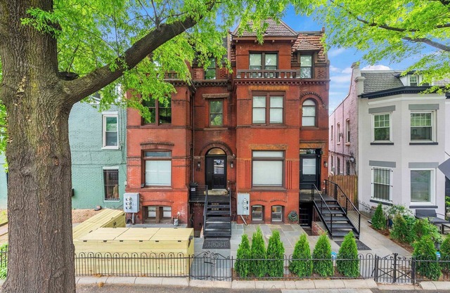 Luxury 8BR/7BA Mansion | Historic in DC's Heart