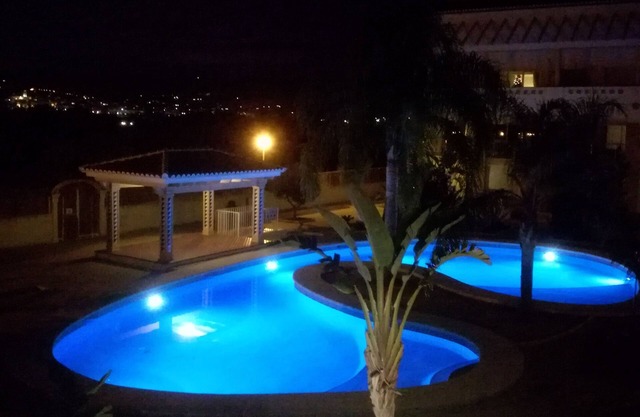luxury apartment 5 minutes walk from the arenal beach