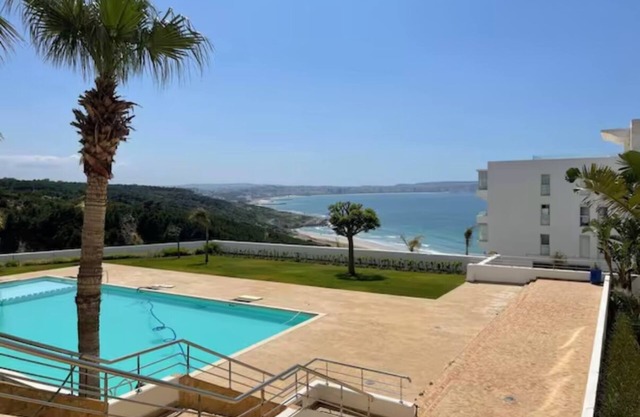 Luxury Apartment 5* Pools and Seaside