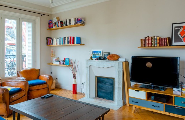 Luxury apartment Clichy