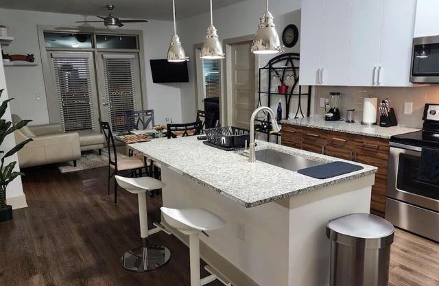 Luxury Apartment in Sugarloaf