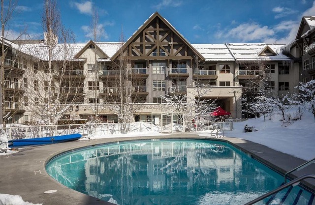 Luxury Aspens 1B-Pool/HT, True Ski-in/out, Bike Storage