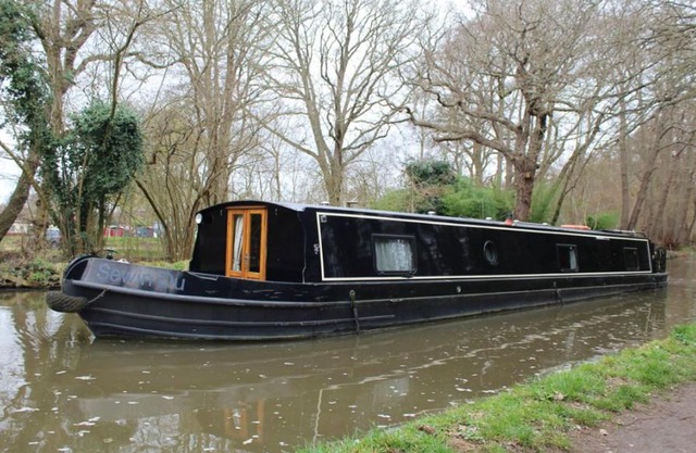 Luxury boats and moorings Ealing Road