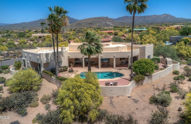 Luxury Carefree Santa Fe View House On An Acre.