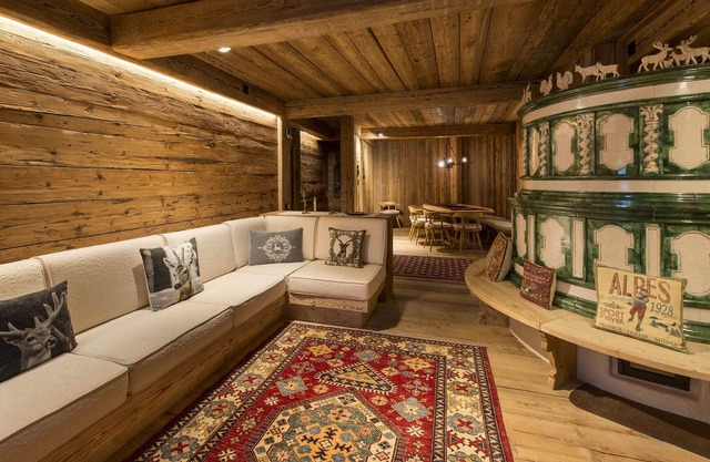 Luxury Chalet Alverà - Vivere La Tradizione