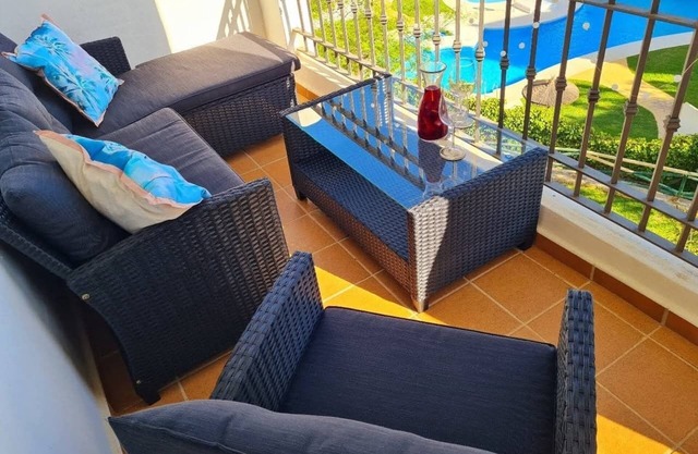 🌴 *Luxury Coastal Getaway – 2 Bed, 2 Bath Apartment with Pool Views* 🌴n