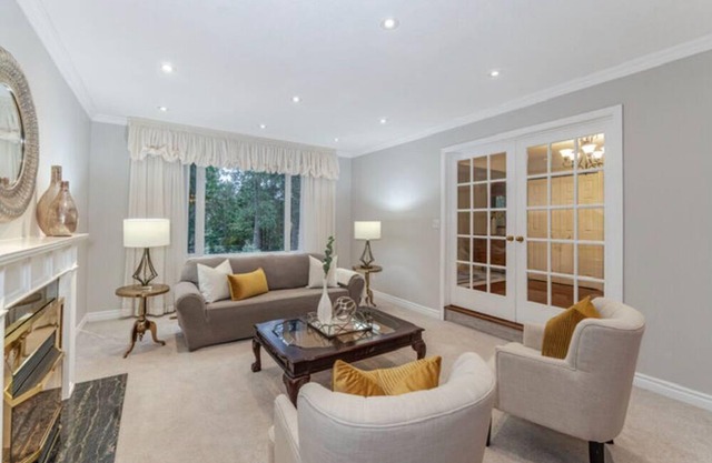 Luxury Estate Home getaway in Palgrave, Caledon.