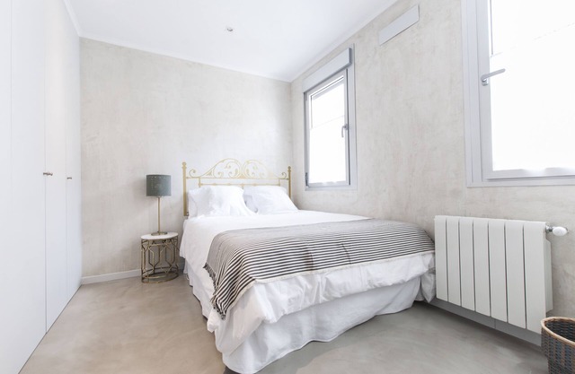 Luxury & exclusive apartment Reina Sofia in Atocha Madrid center