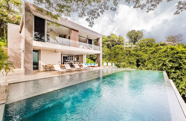 Luxury Getaway in Beautiful Costa Rica- Ocean View