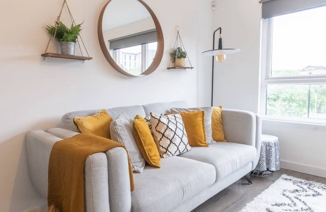 Luxury Glasgow flat in the heart of the West end