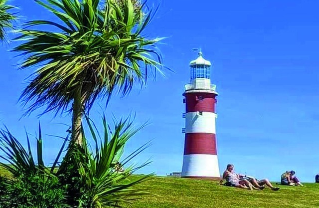 Luxury Holiday Apartment in the heart of the prestigious Plymouth Hoe Waterfront
