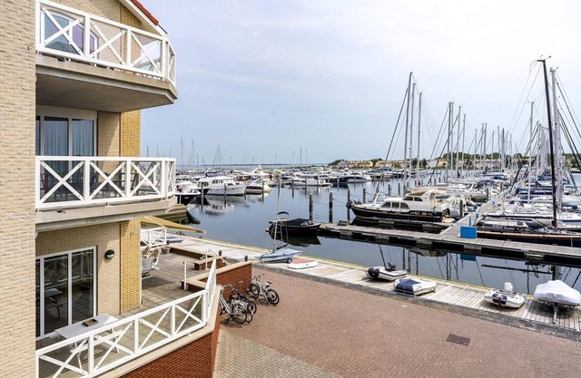 Luxury holiday apartment for 4 people - directly located at the marina and Grevelingen, near the Aqua Mundo swimming pool.