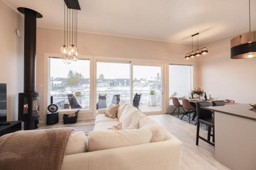 Luxury Home Rantapolku