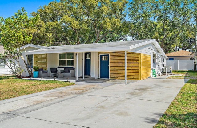 Luxury House 5 Minutes to Beach