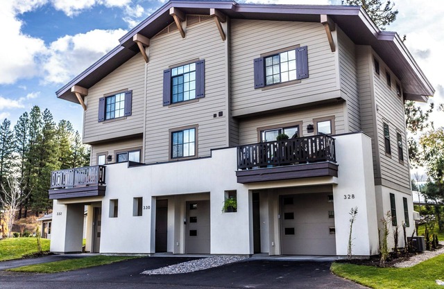Luxury in Downtown McCall, Walking Distance to Everything Downtown