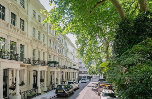 Luxury Knightsbridge Home | Next To Hyde Park