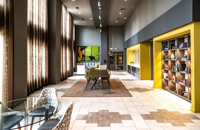 ~ Luxury Living: 2BR near Downtown Spots! ~