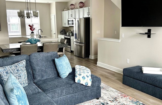 Luxury Living: Midtown Tampa Haven