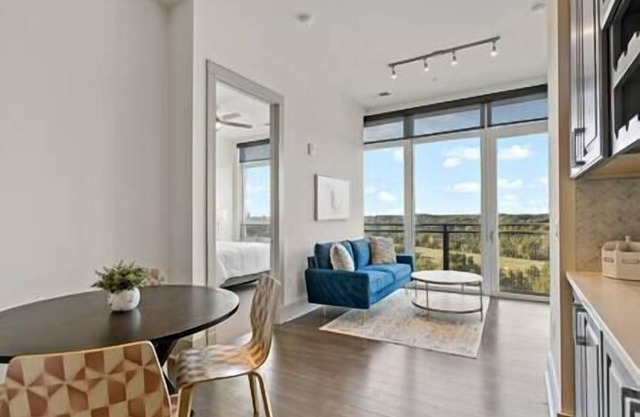Luxury Living | Tysons | High Rise | Scenic Views