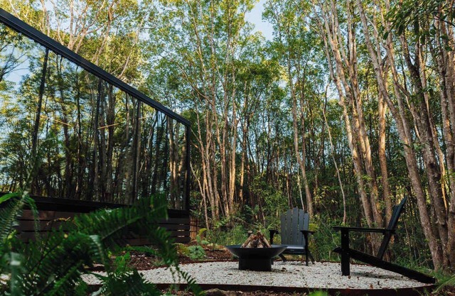 Luxury Mirror Home in Byron Bay Hinterland