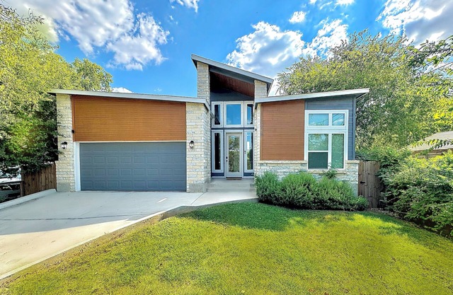 Luxury Modern Home Frost/Freeman/Pearl/Riverwalk