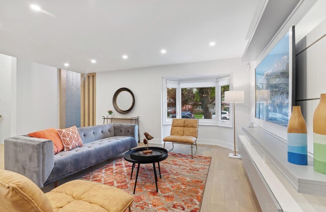 Luxury Modern Style 5 Bedrooms Newly Renovated House In Toronto Prime Location