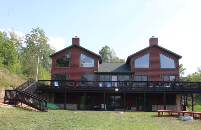 Luxury North Woods Lake Home in Minong, WI