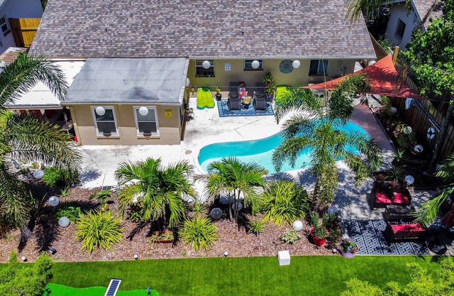 Luxury Oasis heated pool near beach