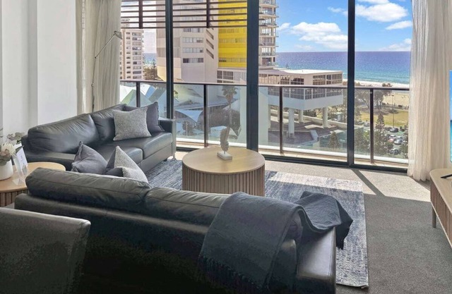 Luxury Oracle Stay Ocean Views 2BR Level 11