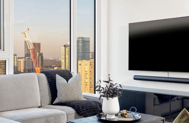 Luxury Penthouse DT | 3 Beds | Outdoor Fire & BBQ