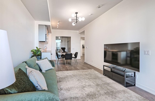 Luxury penthouse with a beautiful view, 3 bedrooms, private balcony, and more.