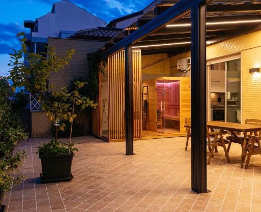 Luxury Penthouse with Sea View - City Center