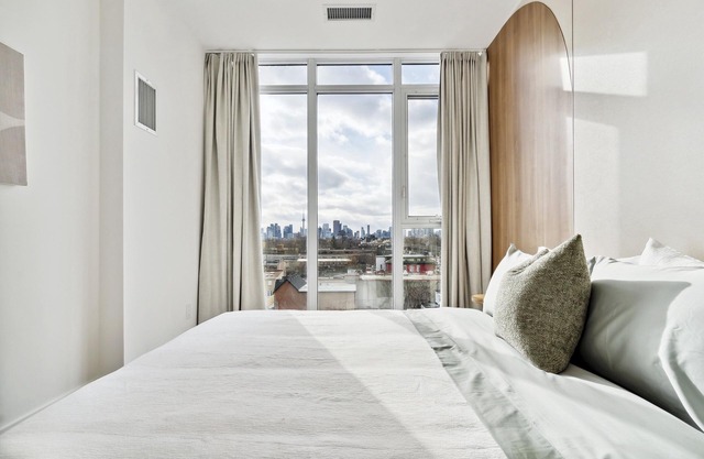 Luxury, Privacy, Perfection in Leslieville!