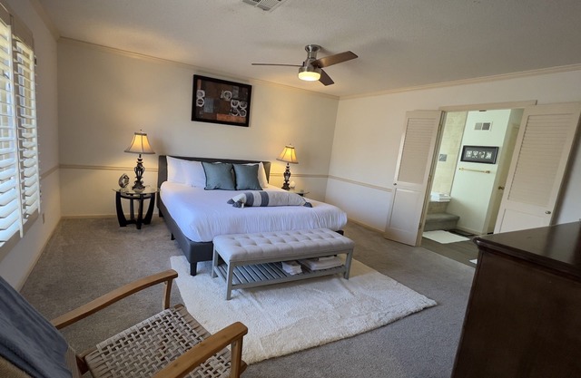 Luxury Private Home W/ SAUNA - 4BR / 3Ba / All inclusive