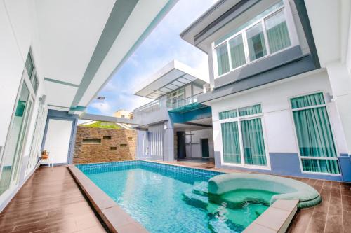 Luxury Pure Modern Pool Villa 5Bed Nr BTS&Central