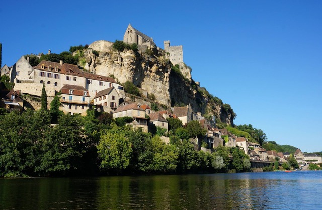 Luxury Rental In Perigord With A 27m Long Heated Pool Overlooking The Valley