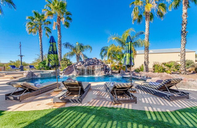 Luxury Resort-Style Getaway & Entertainment Haven