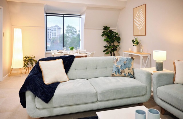Luxury Retreat | Central, walk to Optus Stadium