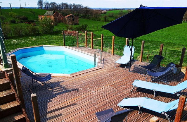 Luxury retreat, old tobacco barn, 5 + 2 bedrooms / 12 people