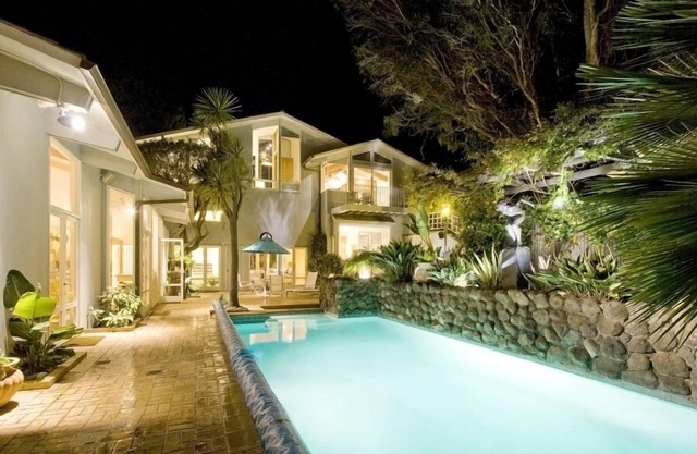 Luxury, San Francisco Bay Area (Tiburon): 5000 sq. ft., 4 bed, 5 bath